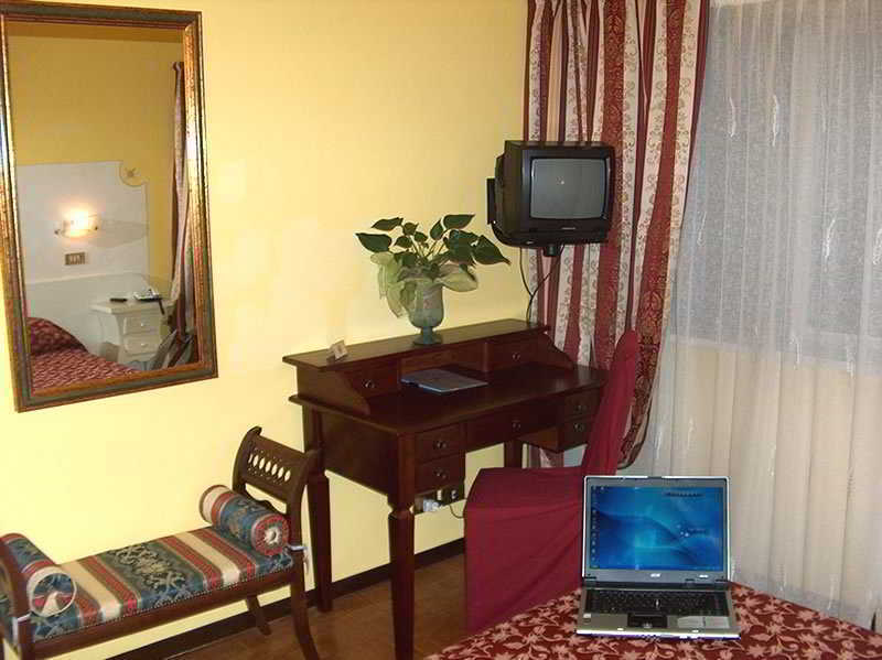 Ai Ronchi Motor Hotel ברשה מראה חיצוני תמונה