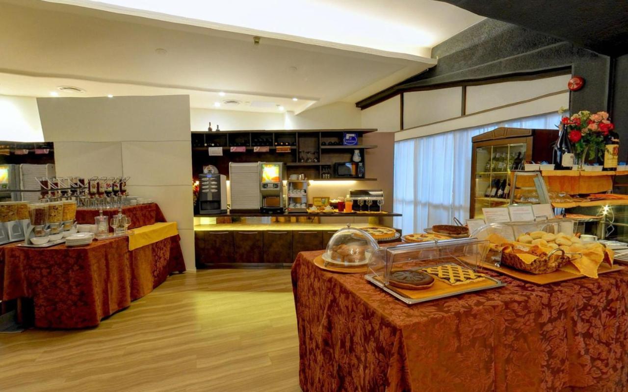 Ai Ronchi Motor Hotel ברשה מראה חיצוני תמונה