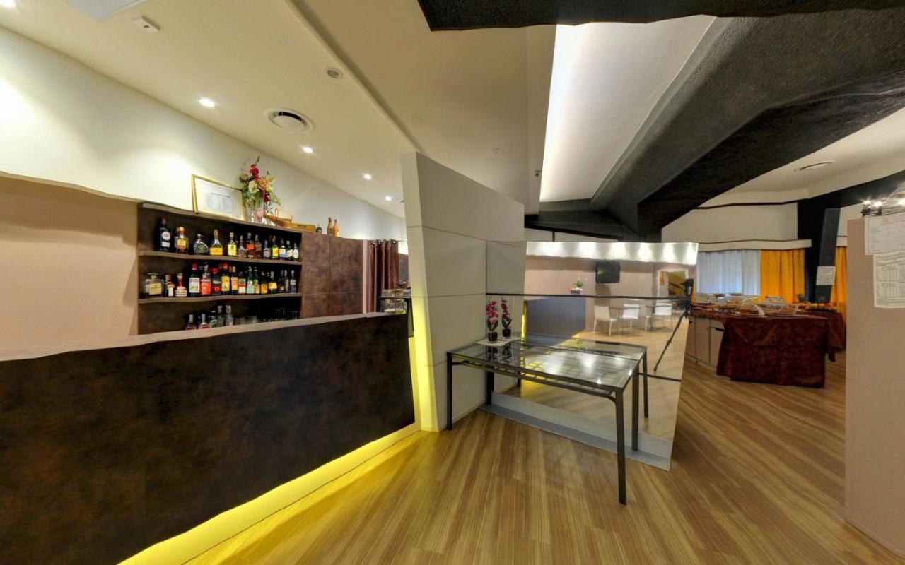 Ai Ronchi Motor Hotel ברשה מראה חיצוני תמונה